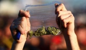 У Грузії легалізували вживання марихуани. Але є обмеження