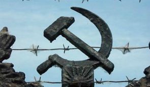 Court terminates activities of two Communist parties in Ukraine