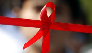 Українським урядовцям запропонували протестуватись на ВІЛ/СНІД