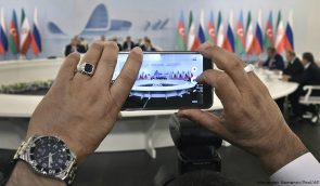 Перед президентськими виборами в Азербайджані систематично придушували критичні ЗМІ – Комітет захисту журналістів