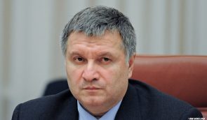 Аваков требует отменить “правку Лозового” в принятом законе по судебной реформе
