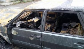 Головреду харківського видання Insidernews спалили автомобіль