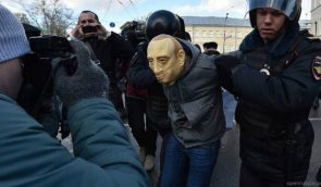 Russian activist Roslovtsev seeks asylum in Ukraine after anti-Putin protests