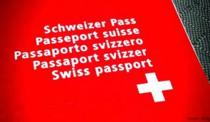 Швейцарцы одобрили упрощенное предоставление гражданства