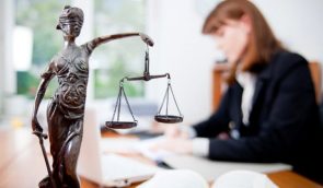 “Реанімаційний пакет реформ” закликає уряд не готувати юристів у вишах силових відомств
