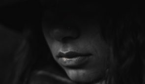 В Житомире более 5 месяцев находится в СИЗО ромская девушка с психическим нарушением