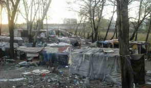 Полиция должна расследовать обстоятельства, при которых во Львове сгорел лагерь ромов –правозащитники