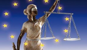 Європейський суд зобов’язує Україну лікувати ромку, яку понад 5 місяців утримують у СІЗО