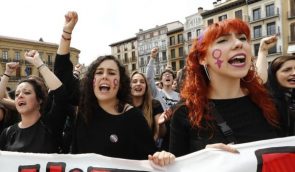 В Іспанії 30 тисяч людей вимагали суворішого вироку за зґвалтування 18-річної дівчини