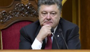 Poroshenko to consider e-petition against electricity supply to Crimea