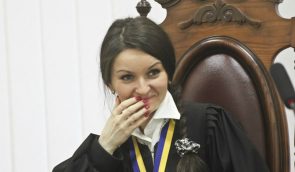 Судью, которую подозревают в преследовании майдановцев, восстановили на работе (дополнено)
