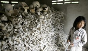 Убивства 70-х років у Камбоджі визнали геноцидом: двом лідерам червоних кхмерів присудили довічне