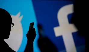 Роскомнагляд дав 9 місяців Facebook і Twitter, щоб перенести дані російських користувачів у РФ