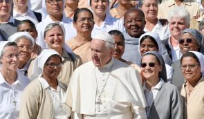 Церква має визнати багатовікове домінування чоловіків і сексуальне насильство щодо жінок та дітей – Папа Франциск