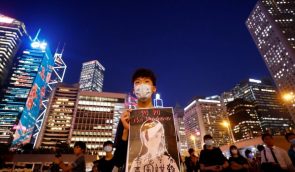 Ютуб заблокував 210 каналів з однобокою позицією щодо протестів у Гонконзі