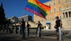 У Греції на сім місяців в’язниці засудили єпископа, який закликав “наплювати на геїв”