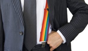 “Нам тут п***ри не потрібні”: як ЛГБТ-українців дискримінують на роботі та в навчанні