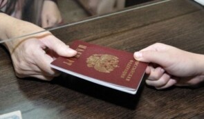 Росія хоче надати право голосу на виборах до Держдуми жителям Донбасу з російськими паспортами