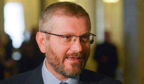 Депутат “Опоблоку” хоче саджати за “пропаганду гомосексуалізму” – законопроект