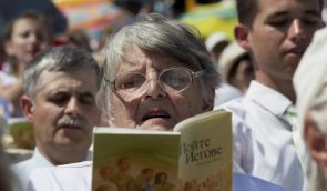 Україна виплатить штраф “Свідкам Єгови” за порушення права на свободу совісті та релігії