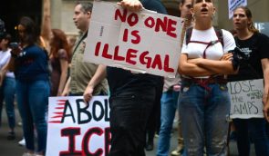 У Нью-Йорку штрафуватимуть за використання вислову “нелегальний мігрант”