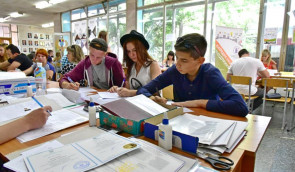 В Україні проводять відбір закладів вищої освіти, в яких запровадять підготовчі курси для молоді з ОРДЛО та Криму
