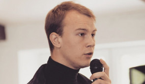 Одеського активіста Гнєздилова звільнили з роботи через його діяльність