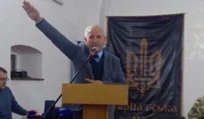 Звільнений за антисемітизм ексконсул Марущинець продовжує працювати в МЗС