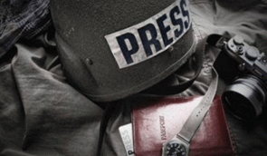 Міноборони відкидає звинувачення в “ручному керуванні” акредитаціями журналістів в ООС