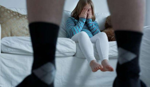 Близько 23% українців стали жертвами сексуального насилля чи домагань у дитинстві ‒ опитування