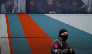 Офіс президента заявив, що протягом найближчих місяців утримувані бойовиками українці повернуться додому