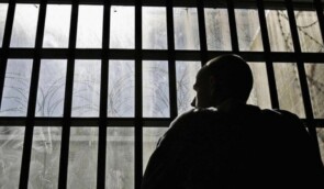 У США колишні ув’язнені подали позов проти працівників тюрми за катування дитячою піснею