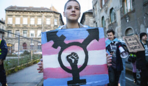Угорський парламент заборонив трансґендерам змінювати у документах стать, вказану при народженні