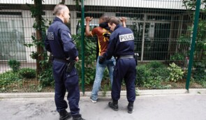 За вживання наркотиків на вулиці у Франції штрафуватимуть на місці на 200 євро
