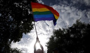 Законопроєкт про “пропаганду гомосексуалізму” підбурює до ненависті щодо ЛГБТ – Денісова