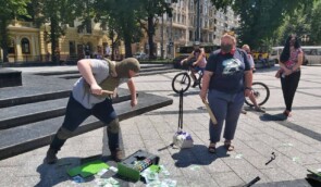 У Львові поліція склала протокол на активістів за акцію проти Зеленського