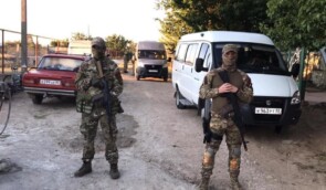 У Криму представники ФСБ провели обшуки та затримали ще чотирьох кримських татар
