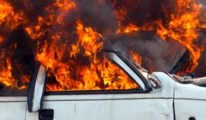 Поліція показала фото ще двох імовірних підпалювачів автівки журналістів “Схем”