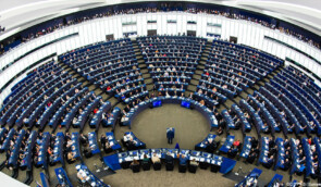 Європарламент назвав обмежувальні заходи в разі подальшої агресії Росії в Україні