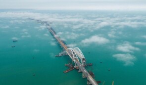 Россияне установили на незаконно сооруженном керченском мосту 70 пунктов проверки