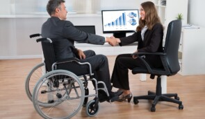 Купити можна, скористатися – ні: як страхові компанії заробляють на людях з інвалідністю