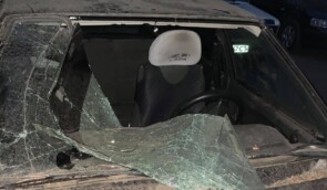 На Луганщині невідомі розтрощили машину правозахисниці