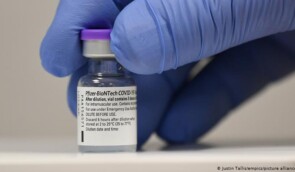 ВООЗ схвалила вакцину Pfizer/BioNTech від коронавірусу