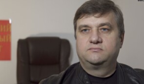 У Криму окупанти попередили активіста Сергія Акімова, щоб той не брав участі в антивоєнних акціях