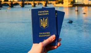 Кримчанам можна в’їхати на материкову Україну з простроченим паспортом