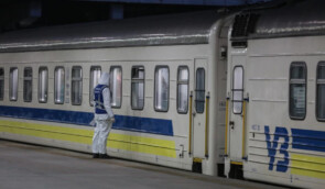 “Укрзалізниця” запускає безплатні евакуаційні рейси з тимчасово окупованого Криму