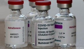 Україна зареєструвала вакцину Oxford/AstraZeneca проти коронавірусу