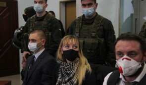 З-під варти звільнили ветеранку Вікторію Котеленець, яку звинувачують у конвоюванні параду полонених у Донецьку