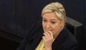 Суд не став карати французьку політикиню Марін Ле Пен за публікацію фото страт ІД у твіттері
