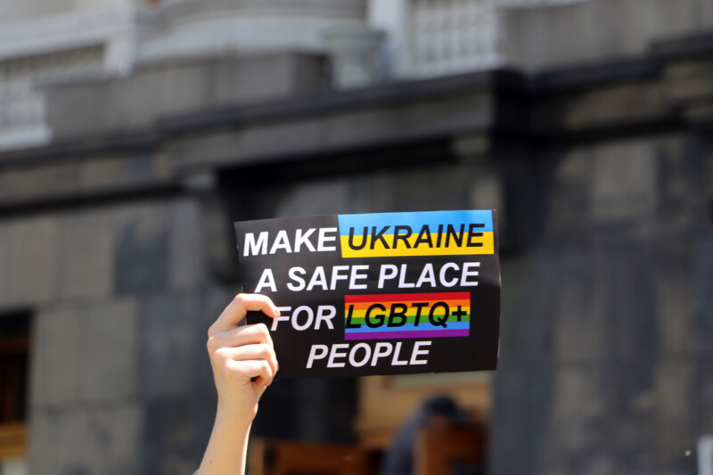 У Києві в день акції на захист ЛГБТ від насильства напали на двох хлопців через їхню зовнішність